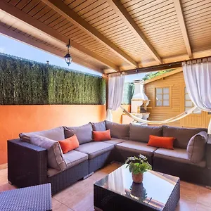 Home2book Fantastic 160m2 Terrace Flat & Bbq , Radazul España