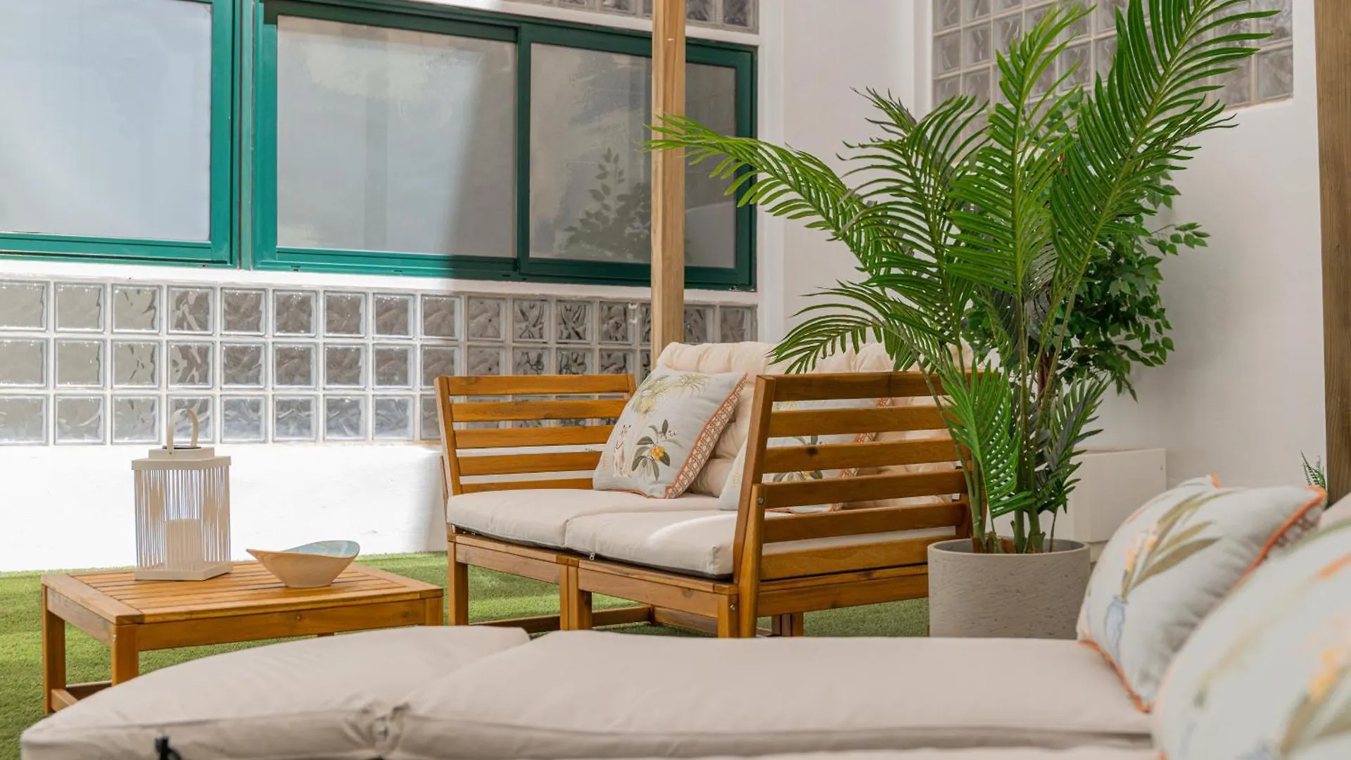 Apartamento C30 Deluxe Studio With Terrace Into Cathedral Square Málaga 0*,
