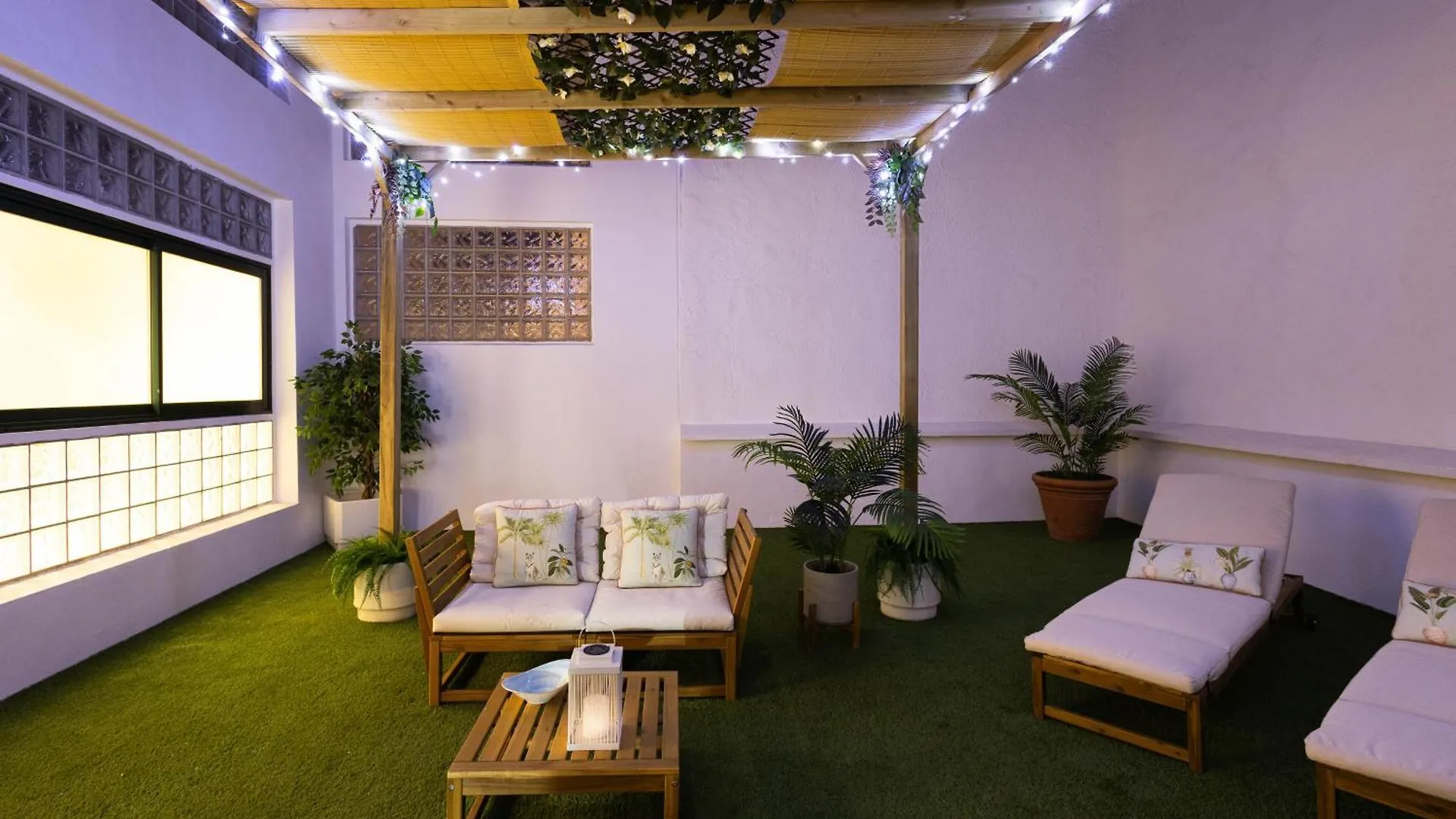 Apartamento C30 Deluxe Studio With Terrace Into Cathedral Square Málaga