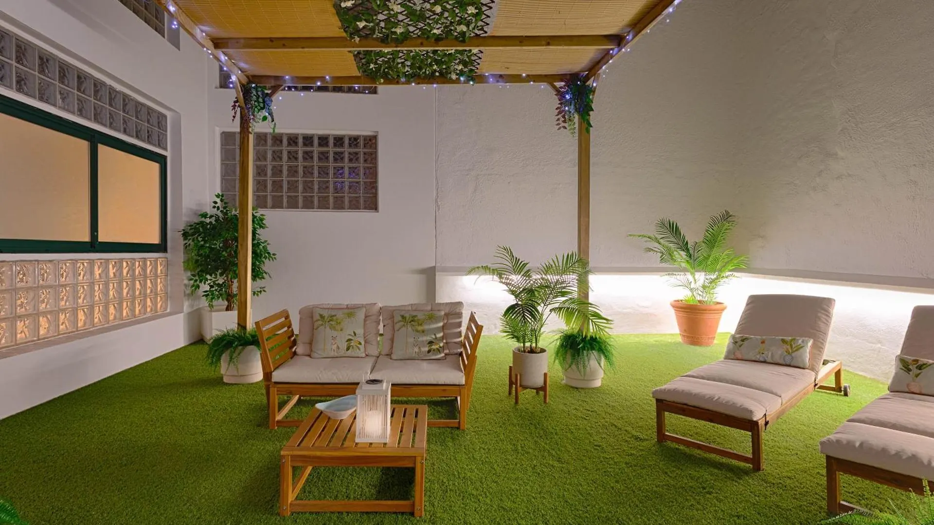 Apartamento C30 Deluxe Studio With Terrace Into Cathedral Square Málaga España